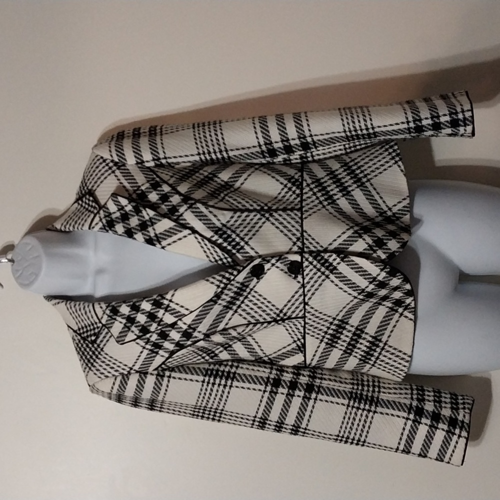 White House Black Market Women's Suit Jacket. Size 0.